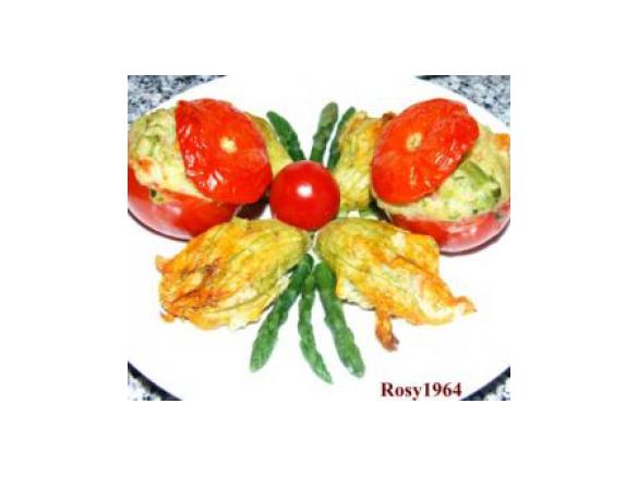 Fiori di zucca ripieni di verdure, speck e mozzarella