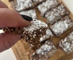 Biscotti finti (vegani, senza zucchero e senza cottura)