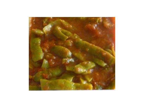 Fagiolini piatti (taccole) al pomodoro