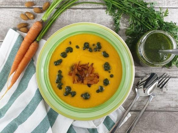 Vellutata di carote, dalla punta al ciuffo