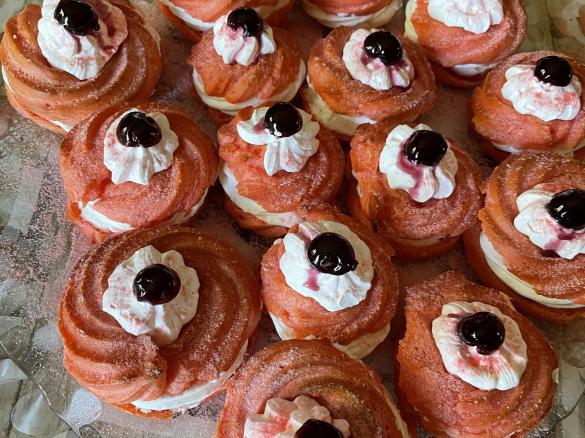 Zeppole Red Velvet