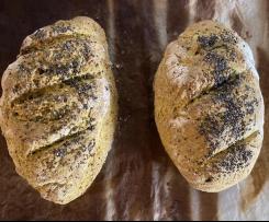 Pane Integrale con semi e curcuma