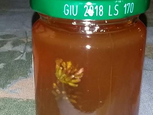 gelatina  di  mele  profumata alla lavanda 