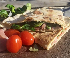 PIADINA CON FARINA BIANCA DI FARRO A MODO MIO 