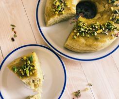 Ciambella con soli albumi al pistacchio cotta al Varoma