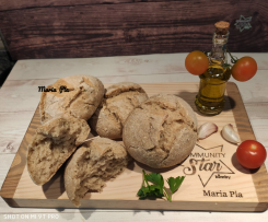 PANE CON FAGIOLI CANNELLINI PAPRIKA AGLIO E PREZZEMOLO ( contest buffet)