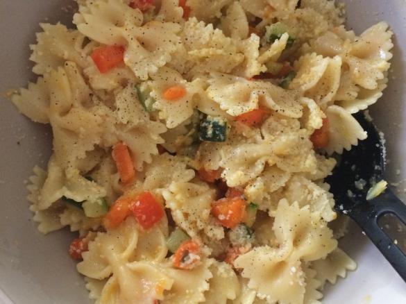 Farfalle con mix di verdure
