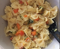 Farfalle con mix di verdure