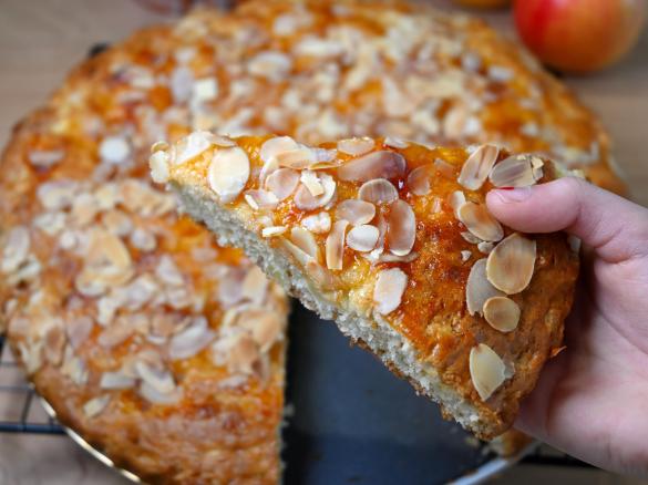 TORTA VEGANA DI MELE