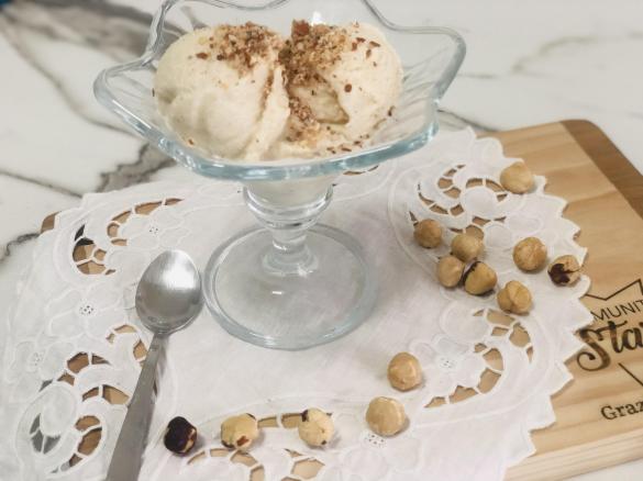 Gelato veloce alle nocciole