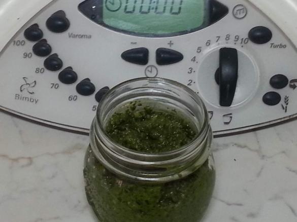 Pesto semplice basilico e noci