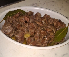 Spezzatino di bufalo in oliocottura