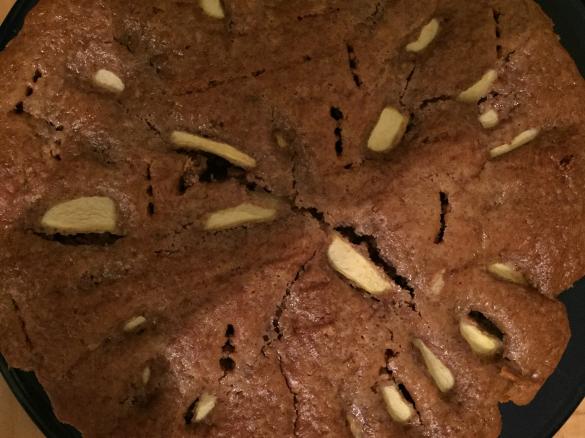 Torta di noci e mele