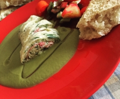 Rotolo di frittata su vellutata di zucchina