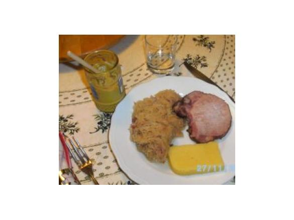  Crauti con patate e kassler ( braciola di maiale affumicata)