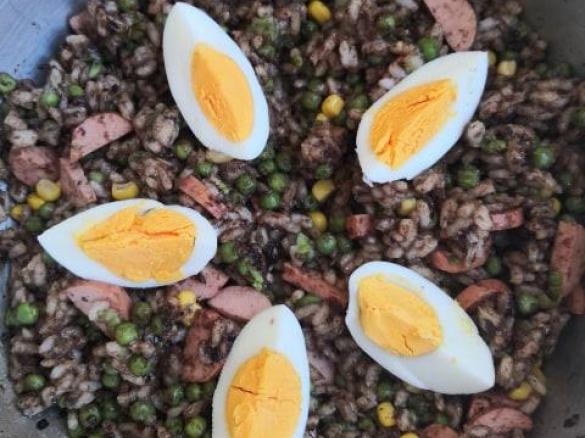 INSALATA DI RISO CON PATE' DI OLIVE NERE