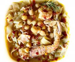 Sagne e ceci abruzzesi in brodo di pesce