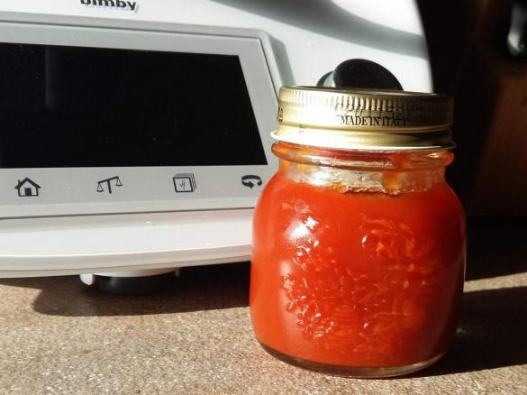 Confettura di albicocche bioligiche