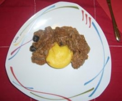 cinghiale alla cacciatora con tortino di polenta