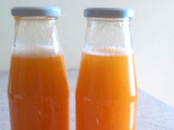 succo di frutta all' albicocca