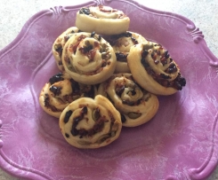 Girelle Salate(speck-olive-pomodori secchi)