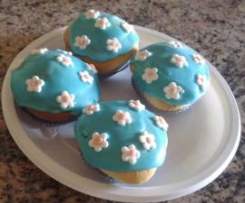 cupcake glassati con cuore di nutella