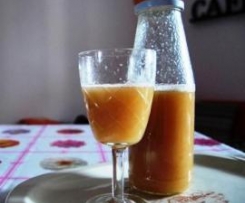 Succo di pesche bianche