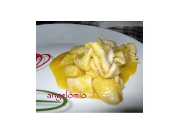 Bocconcini di pollo con salsa all'arancia