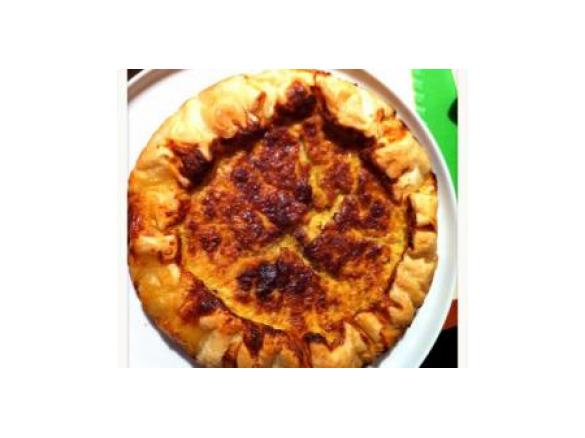 Torta salata porri prosciutto e bacon