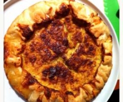 Torta salata porri prosciutto e bacon