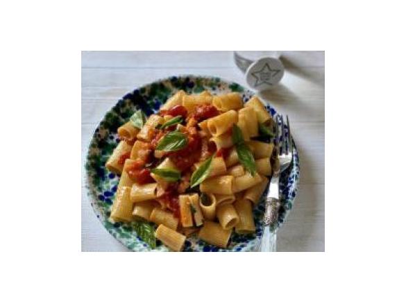 Mezze maniche guanciale e pomodorini