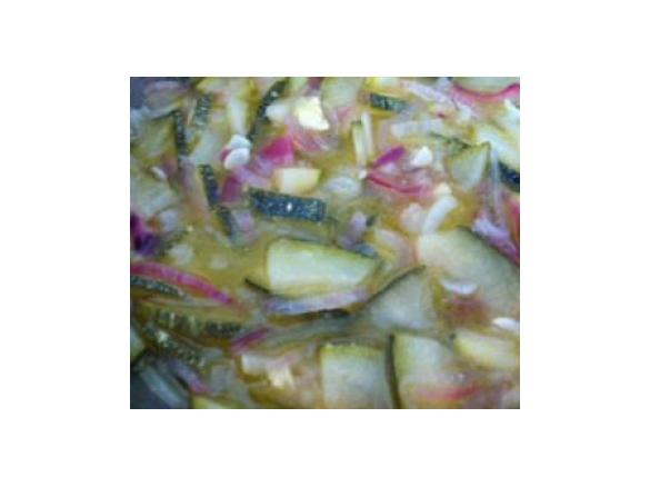 Zucchine e cipolle in agrodolce