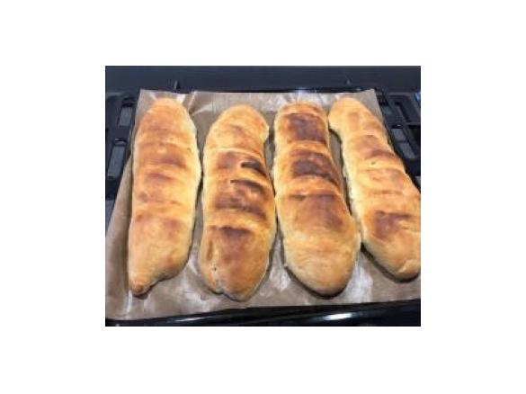 Pane baguette con lievito madre