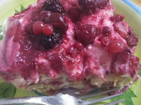 Tiramisù ai frutti di bosco