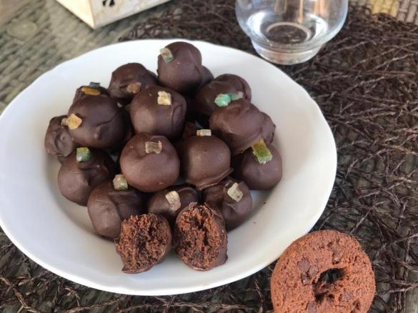 Tartufi alla marmellata e rum