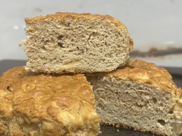 Torta di mele senza glutine e senza zucchero