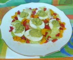 Uova ripiene di zucchine