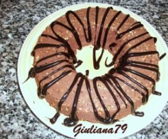 Ciambella al cioccolato in Crosta di Nocciole ( affogata al topping di cioccolato)