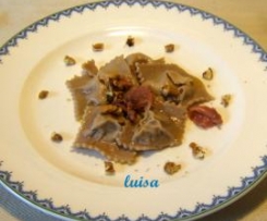 Ravioli di farina di castagne con noci