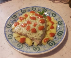 Filetto di salmone con crema di asparagi