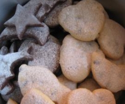 Biscotti al cacao, gocce di cioccolato ed altro....