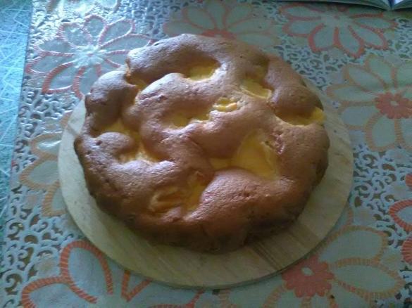Torta Nua con crema pasticcera all' arancia