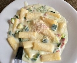 Pasta risottata zucchine speck al profumo di timo