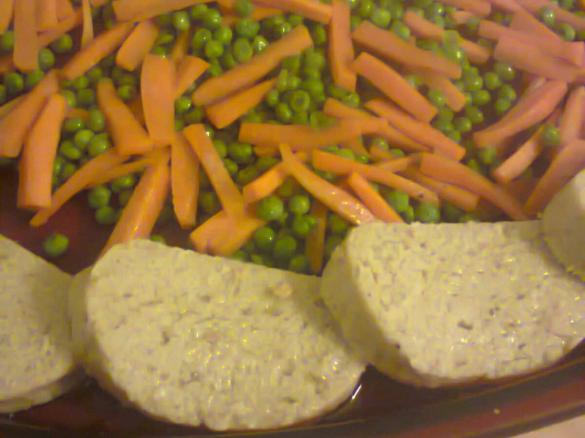 Polpettone di tonno al VAROMA con verdurine saporite