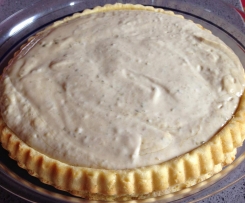 Crostata morbida salata con salsa tonnata