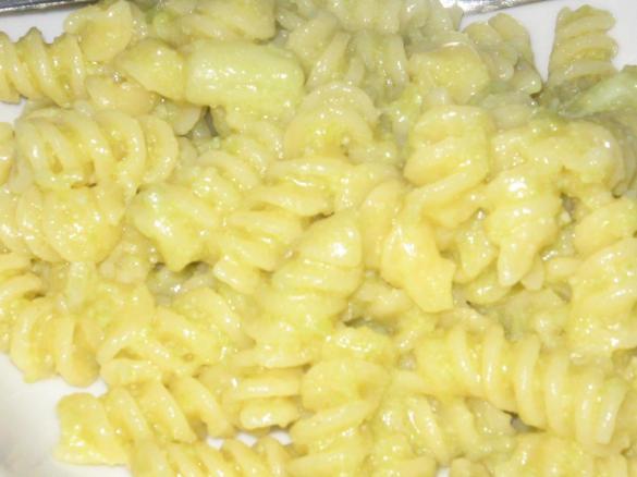 Pasta risottata con broccolo romanesco e olive