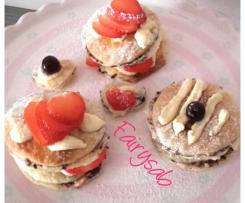 Tiramisù sfogliato alle mandorle con fragole monoporzione -contest festa della mamma-