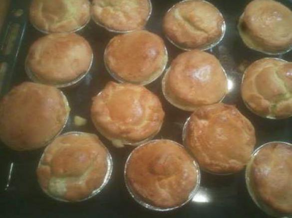 rustici con ricotta e salame