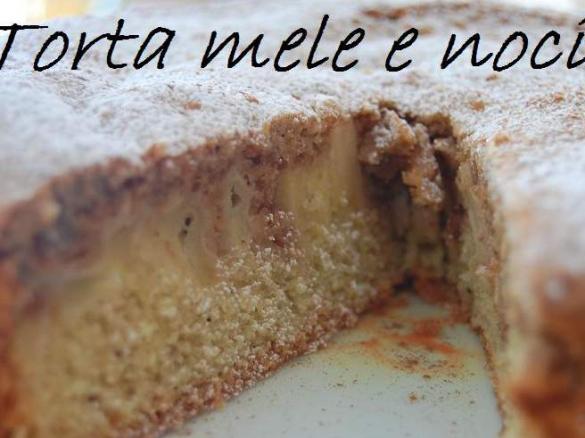 TORTA DI MELE E NOCI