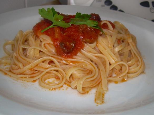 linguine con olive e capperi